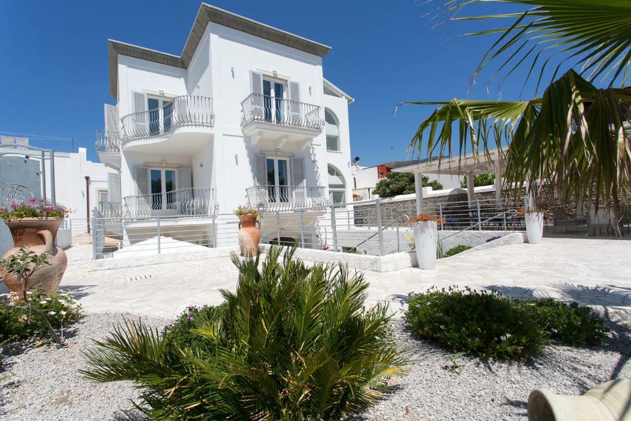 Odysseus Hotel Lípara Exterior foto