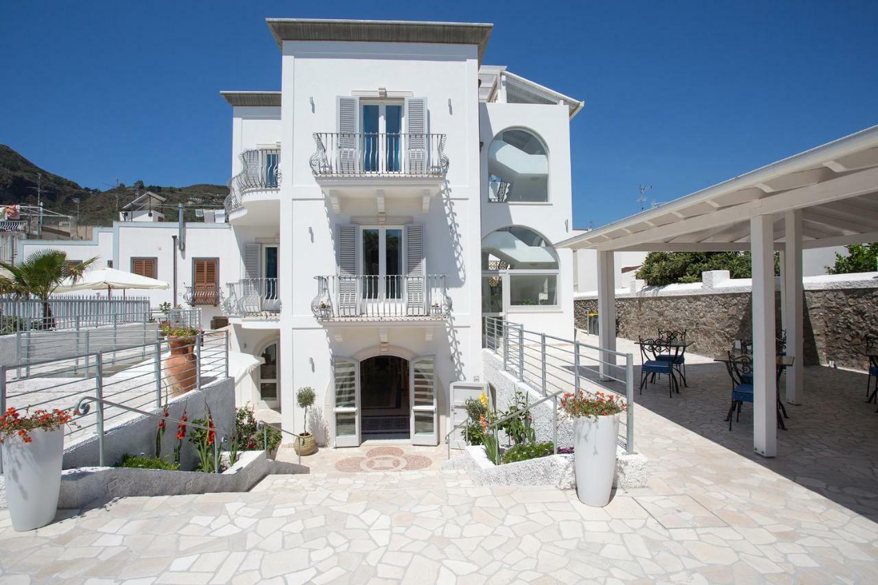 Odysseus Hotel Lípara Exterior foto