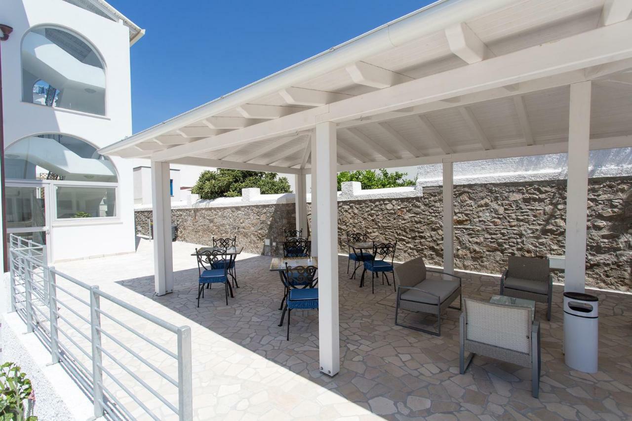 Odysseus Hotel Lípara Exterior foto