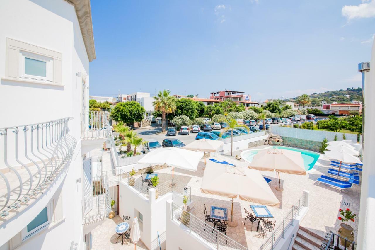 Odysseus Hotel Lípara Exterior foto